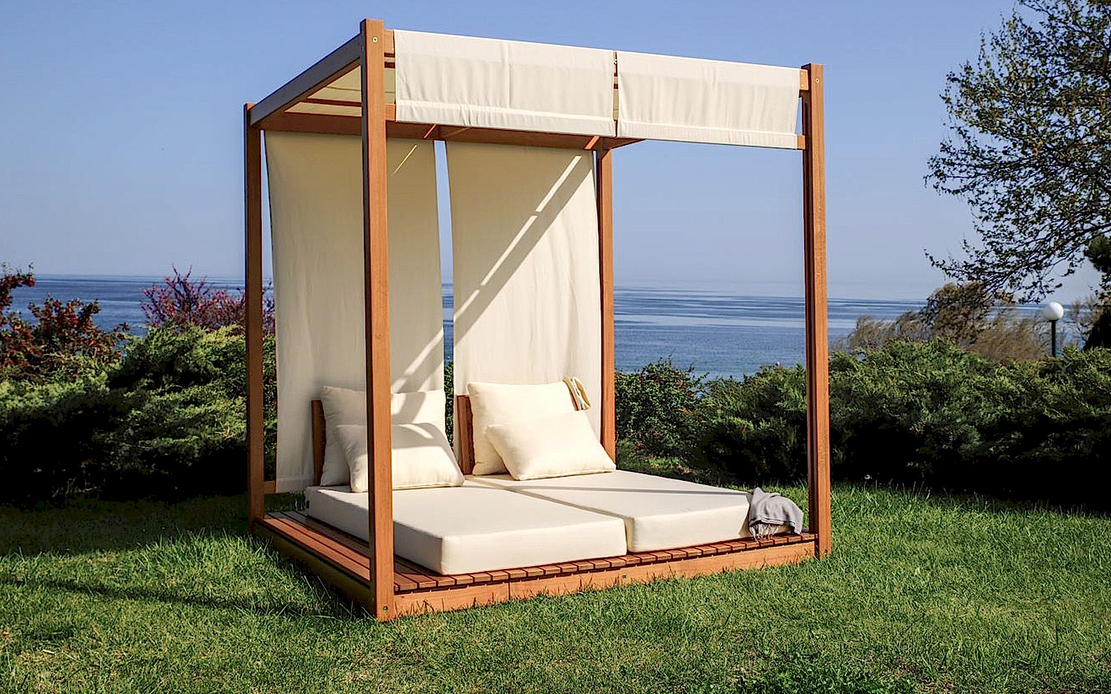 DAYBED BHC